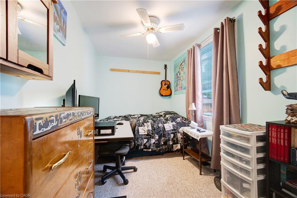 69 Bee Street, Woodstock, ON - Indoor Photo Showing Bedroom