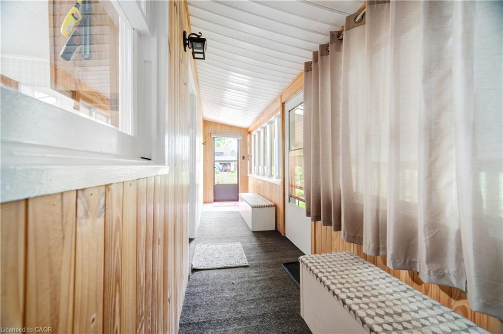 69 Bee Street, Woodstock, ON - Indoor Photo Showing Other Room