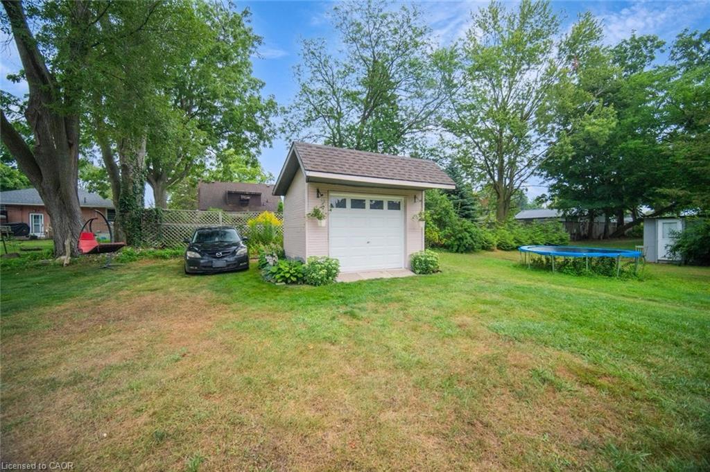 69 Bee Street, Woodstock, ON - Outdoor