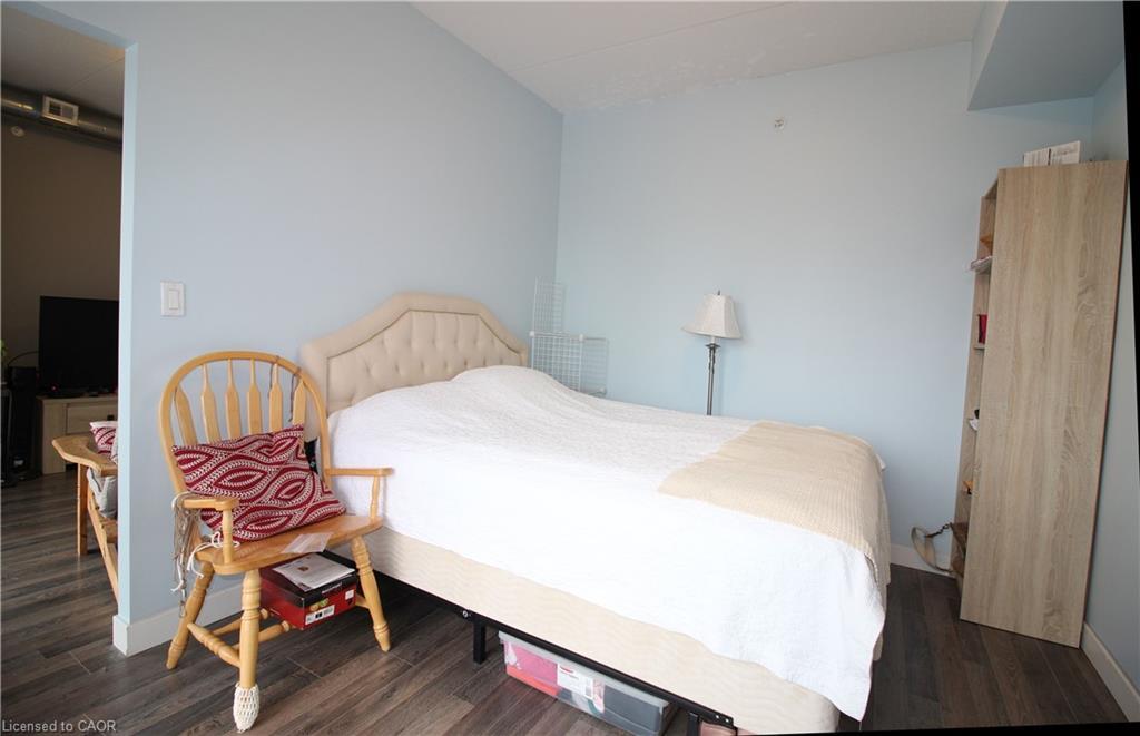 H505-62 Balsam Street, Waterloo, ON - Indoor Photo Showing Bedroom