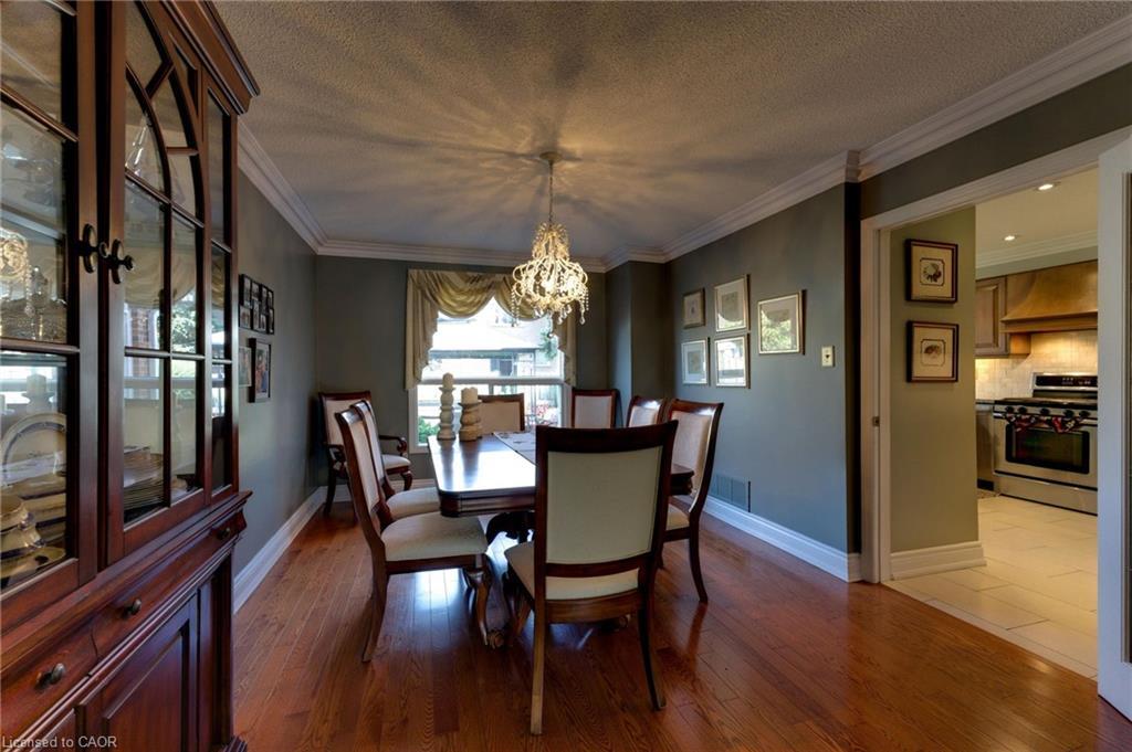3043 Vanderbilt Road, Mississauga, ON - Indoor Photo Showing Dining Room