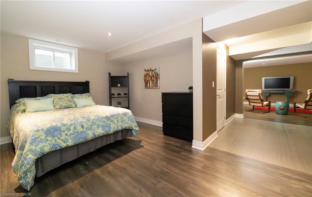 9305 Eagle Ridge Drive, Niagara Falls, ON - Indoor Photo Showing Bedroom