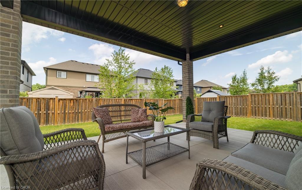9305 Eagle Ridge Drive, Niagara Falls, ON - Outdoor With Deck Patio Veranda With Exterior
