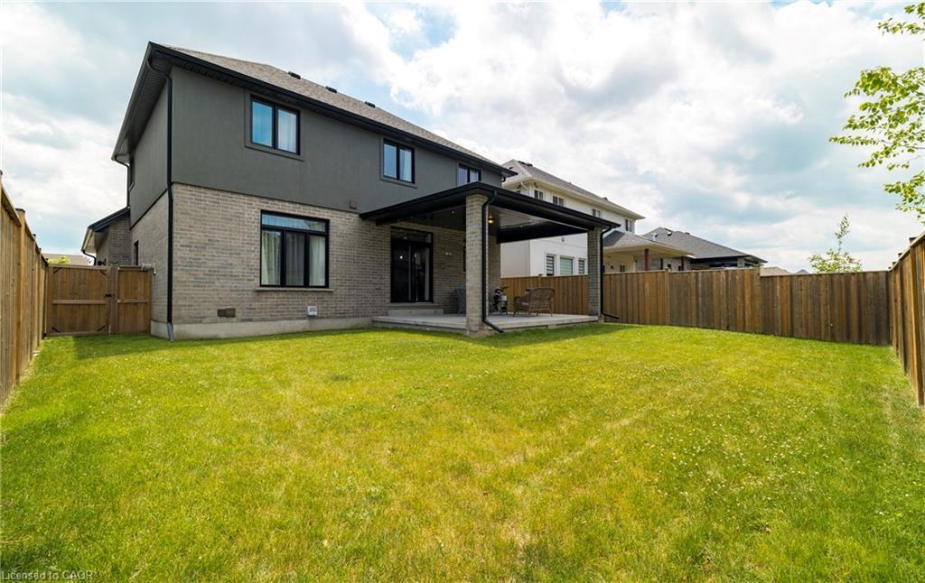 9305 Eagle Ridge Drive, Niagara Falls, ON - Outdoor