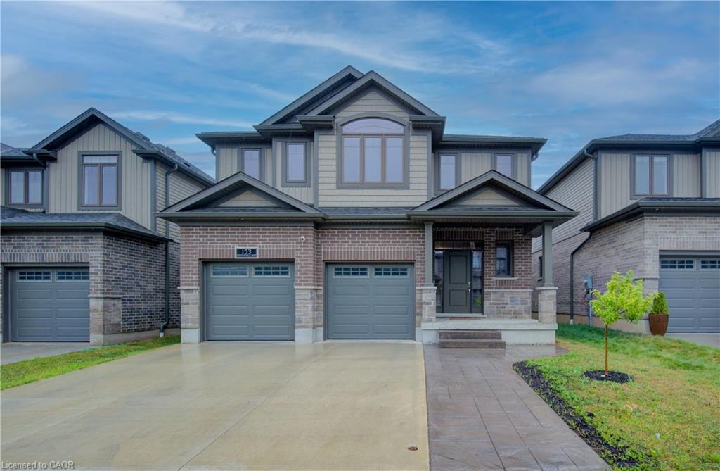 153 Mountain Holly Court, Waterloo, ON - Outdoor With Facade