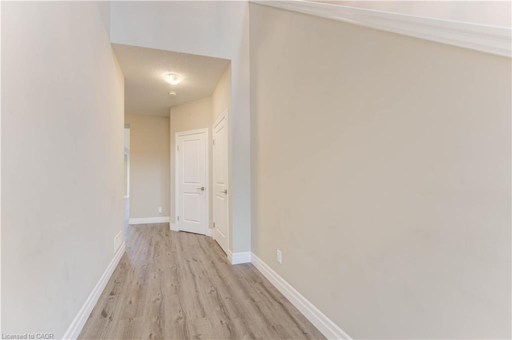 153 Mountain Holly Court, Waterloo, ON - Indoor Photo Showing Other Room