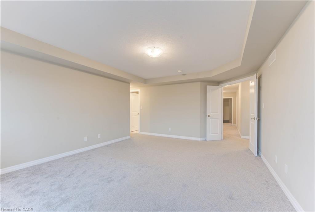 153 Mountain Holly Court, Waterloo, ON - Indoor Photo Showing Other Room