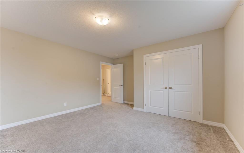 153 Mountain Holly Court, Waterloo, ON - Indoor Photo Showing Other Room