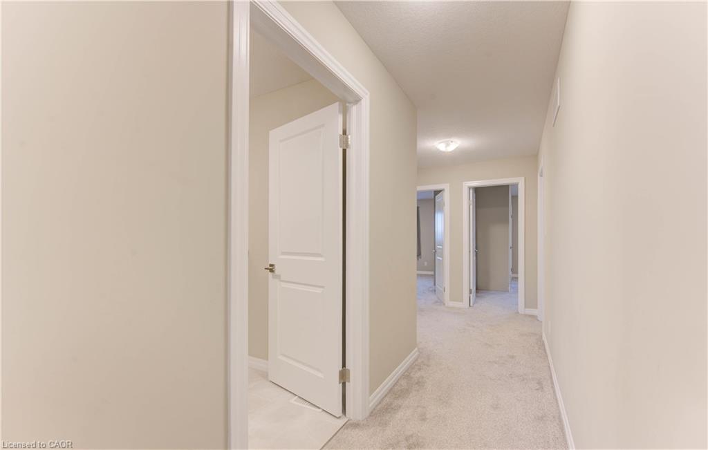 153 Mountain Holly Court, Waterloo, ON - Indoor Photo Showing Other Room