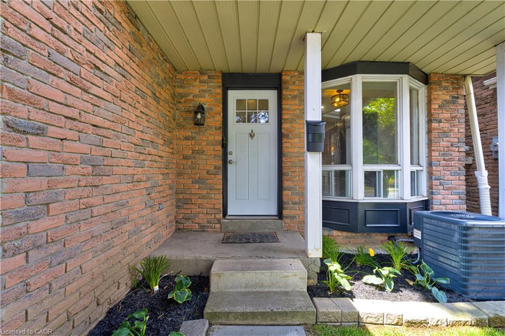 3045 Driftwood Drive, Burlington, ON - Outdoor With Deck Patio Veranda