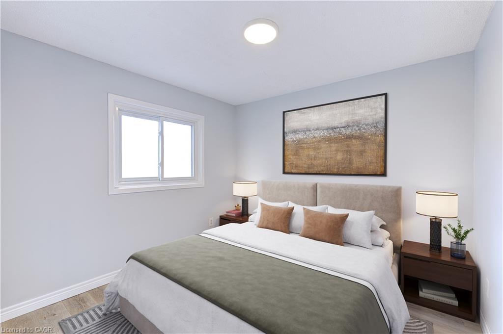 3045 Driftwood Drive, Burlington, ON - Indoor Photo Showing Bedroom