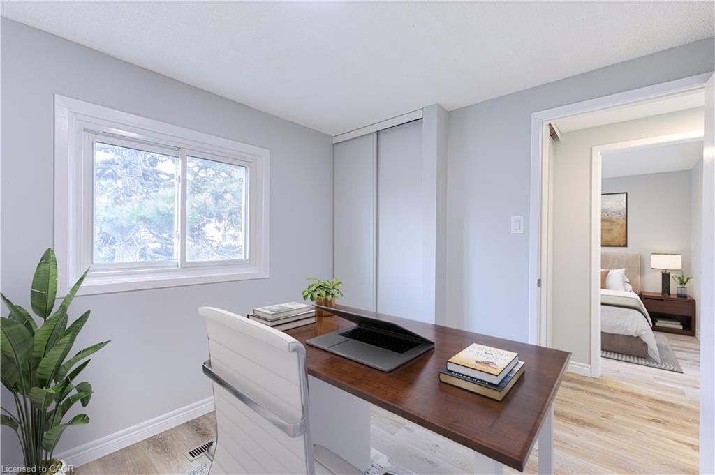 3045 Driftwood Drive, Burlington, ON - Indoor