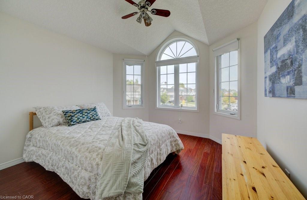 704 Shediac Crescent, Waterloo, ON - Indoor Photo Showing Bedroom