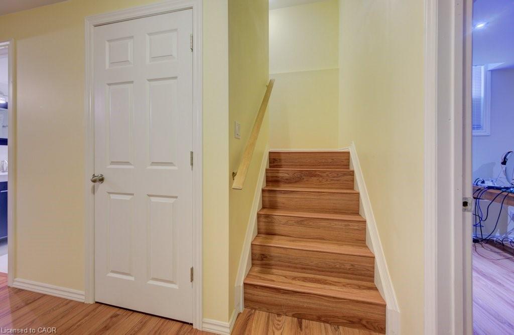 704 Shediac Crescent, Waterloo, ON - Indoor Photo Showing Other Room