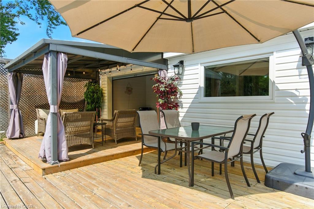 908 Highway 8, Hamilton, ON - Outdoor With Deck Patio Veranda With Exterior