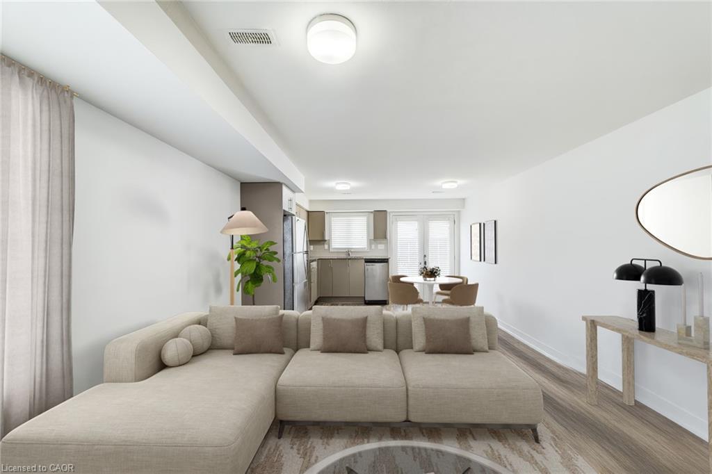 35-205 West Oak Trail, Kitchener, ON - Indoor