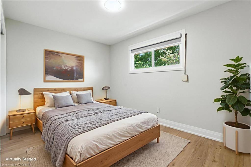 A-929 Upper Ottawa Street, Hamilton, ON - Indoor Photo Showing Bedroom