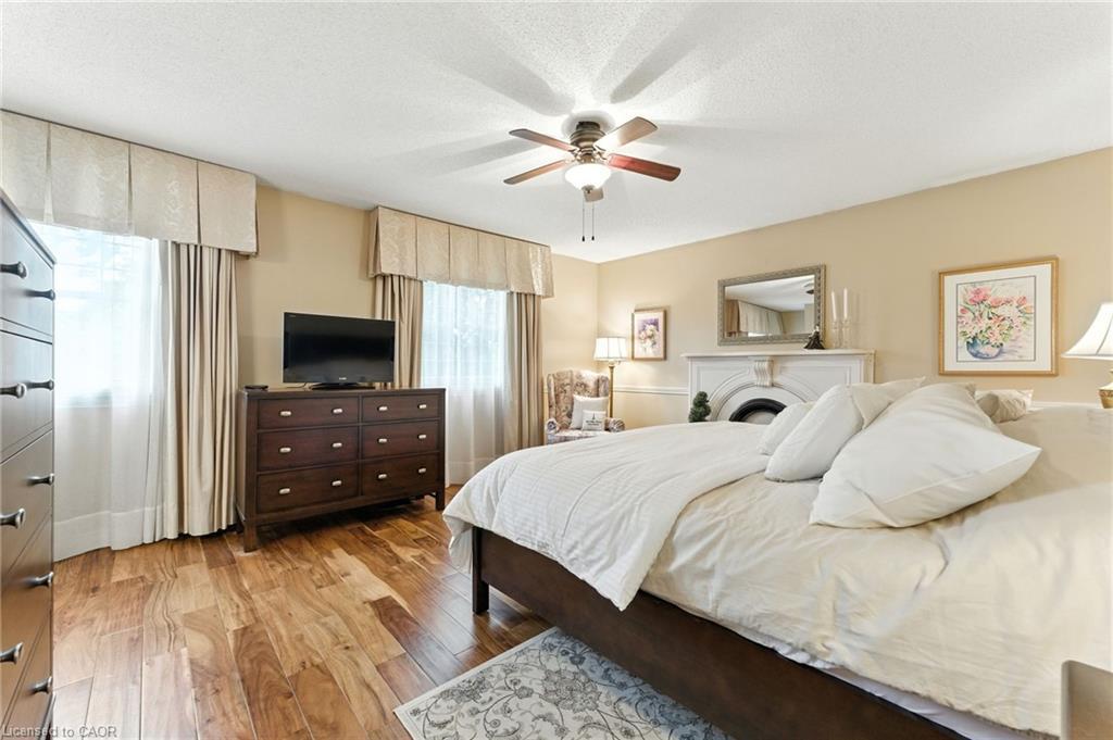 3 Atkins Drive, Hamilton, ON - Indoor Photo Showing Bedroom