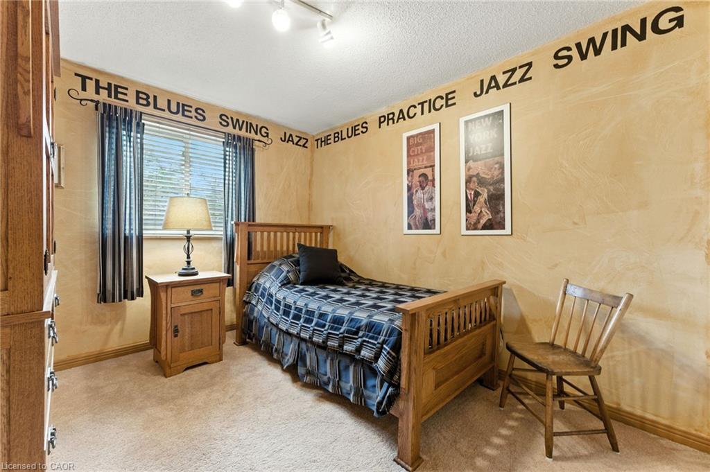 3 Atkins Drive, Hamilton, ON - Indoor Photo Showing Bedroom