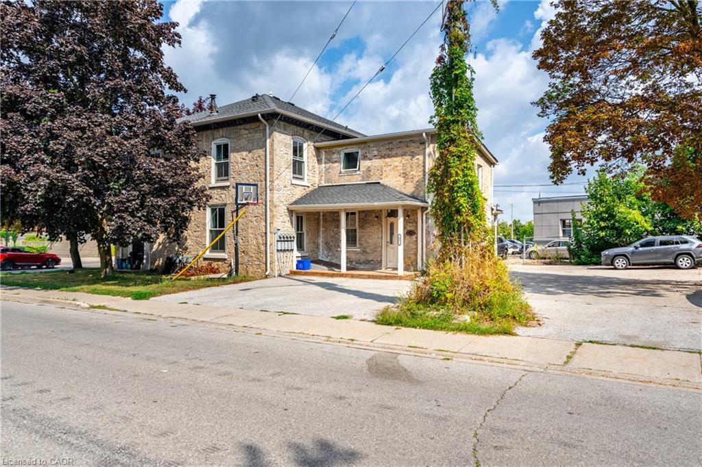 4-81 Water Street S, Cambridge, ON - Outdoor