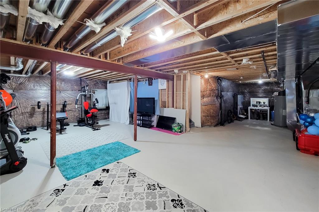 26 Whithorn Crescent, Caledonia, ON - Indoor Photo Showing Basement