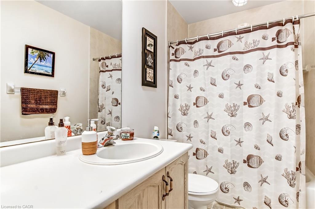 5 Walsingham Drive, Port Rowan, ON - Indoor Photo Showing Bathroom