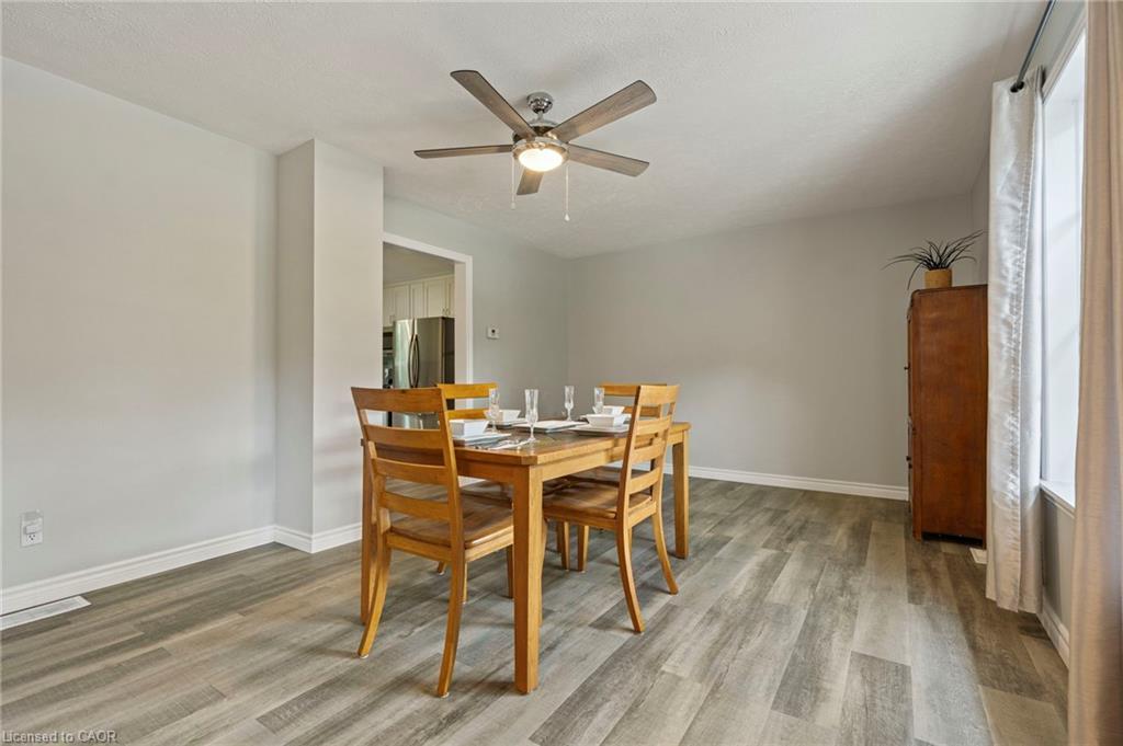 275 West Quarter Line, Forestville, ON - Indoor Photo Showing Dining Room