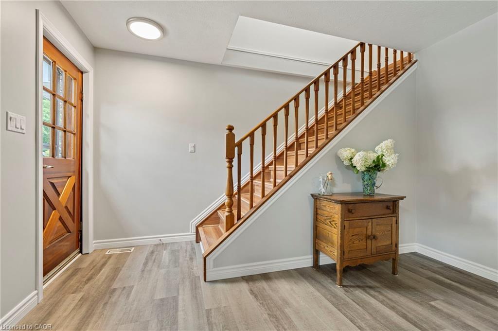 275 West Quarter Line, Forestville, ON - Indoor Photo Showing Other Room