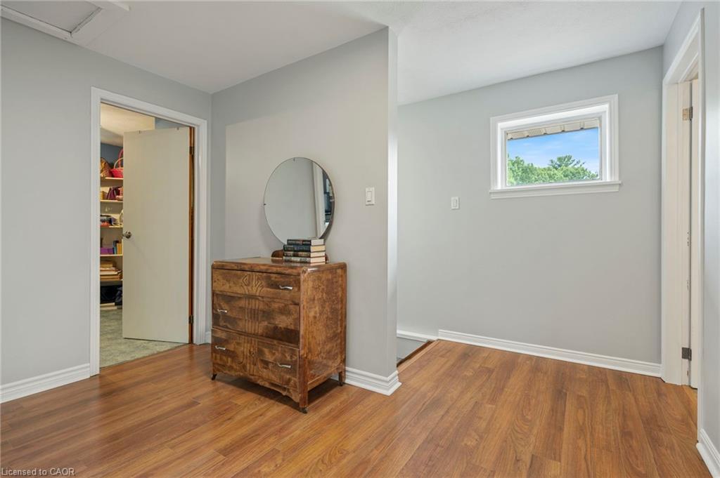 275 West Quarter Line, Forestville, ON - Indoor Photo Showing Other Room