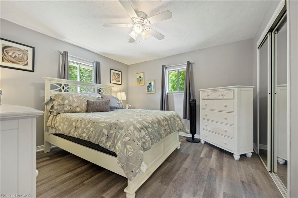 275 West Quarter Line, Forestville, ON - Indoor Photo Showing Bedroom