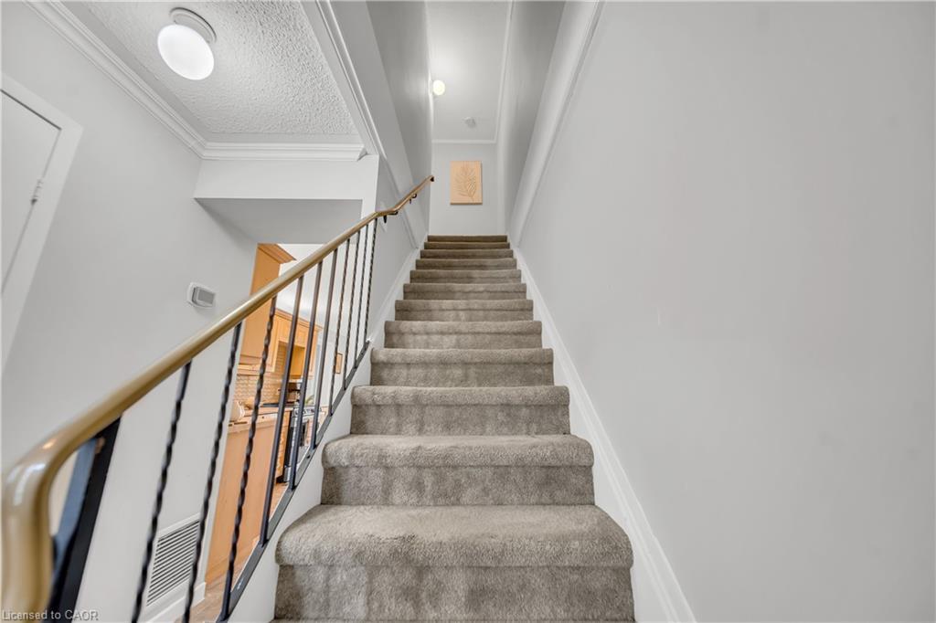 101-121 University Avenue E, Waterloo, ON - Indoor Photo Showing Other Room