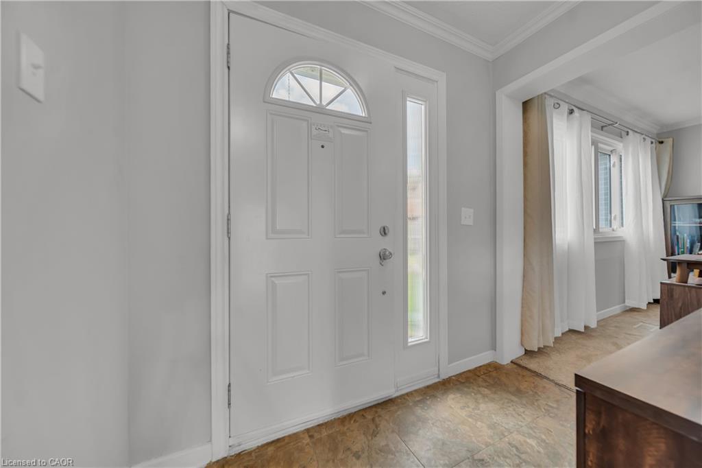 101-121 University Avenue E, Waterloo, ON - Indoor Photo Showing Other Room