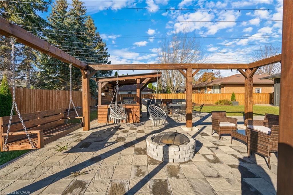15 Andres Street, Virgil, ON - Outdoor With Deck Patio Veranda
