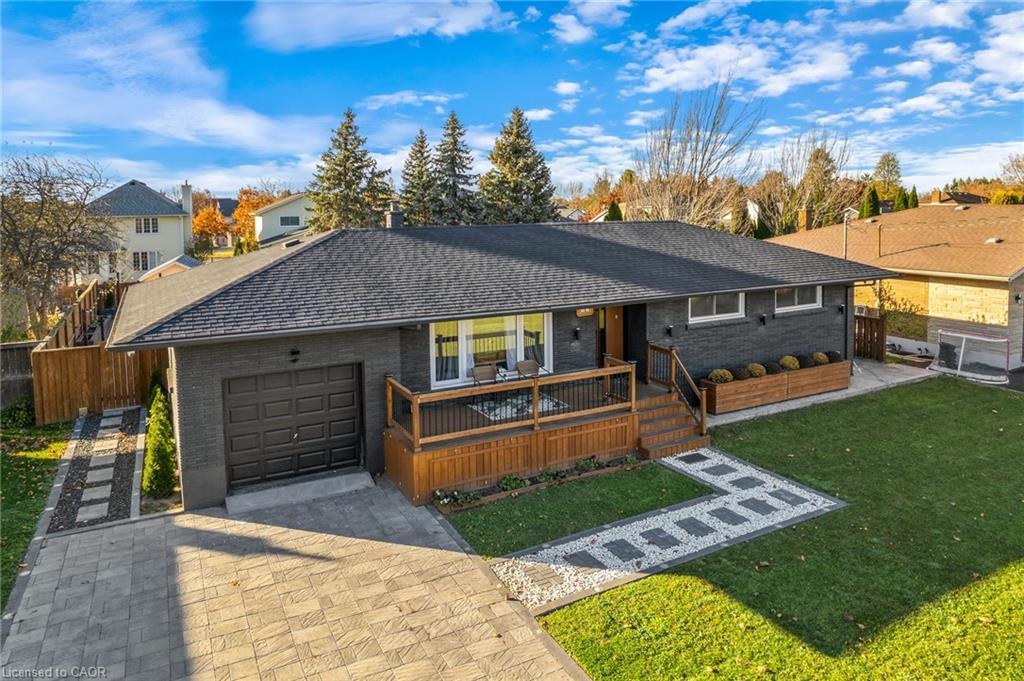 15 Andres Street, Virgil, ON - Outdoor With Deck Patio Veranda