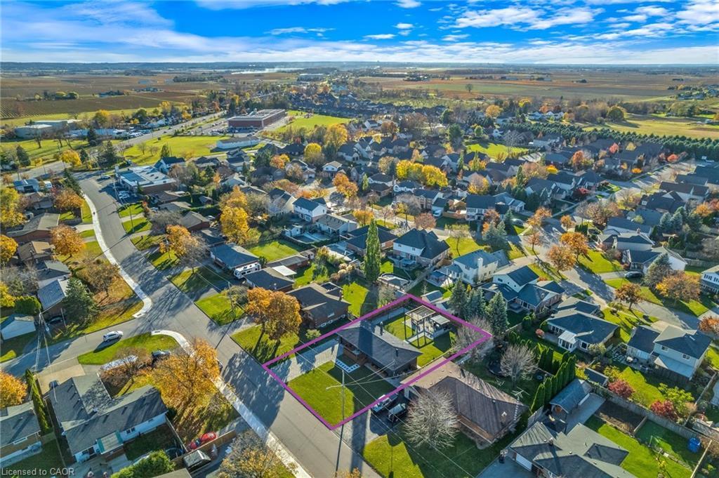 15 Andres Street, Virgil, ON - Outdoor With View