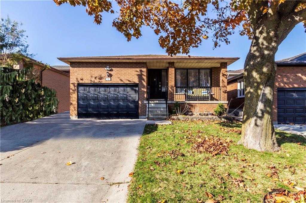 15 Gilcrest Street, Hamilton, ON - Outdoor With Deck Patio Veranda