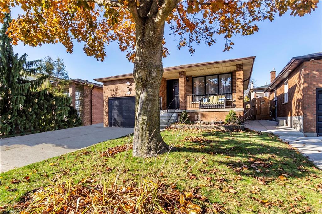 15 Gilcrest Street, Hamilton, ON - Outdoor With Deck Patio Veranda