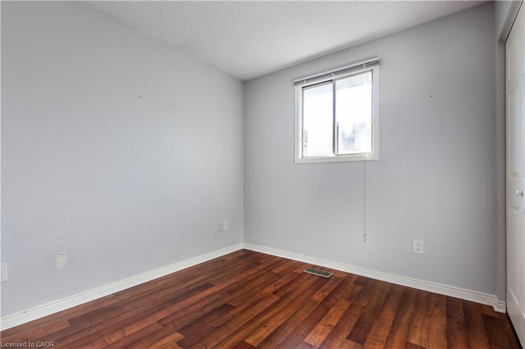 15 Gilcrest Street, Hamilton, ON - Indoor Photo Showing Other Room