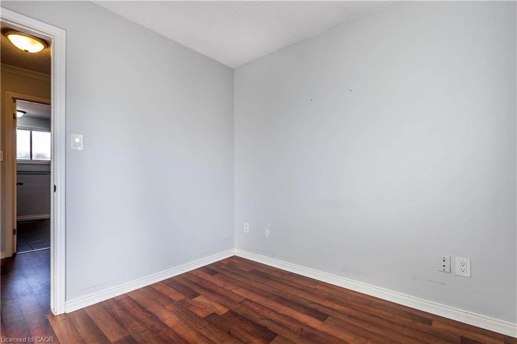 15 Gilcrest Street, Hamilton, ON - Indoor Photo Showing Other Room