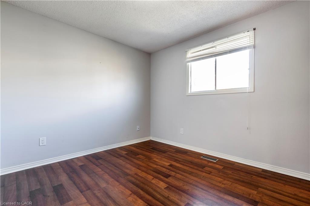 15 Gilcrest Street, Hamilton, ON - Indoor Photo Showing Other Room