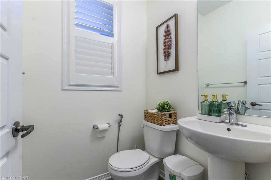 46 Kelso Drive, Caledonia, ON - Indoor Photo Showing Bathroom