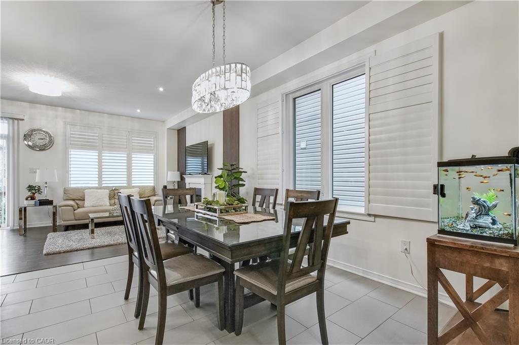 46 Kelso Drive, Caledonia, ON - Indoor Photo Showing Dining Room