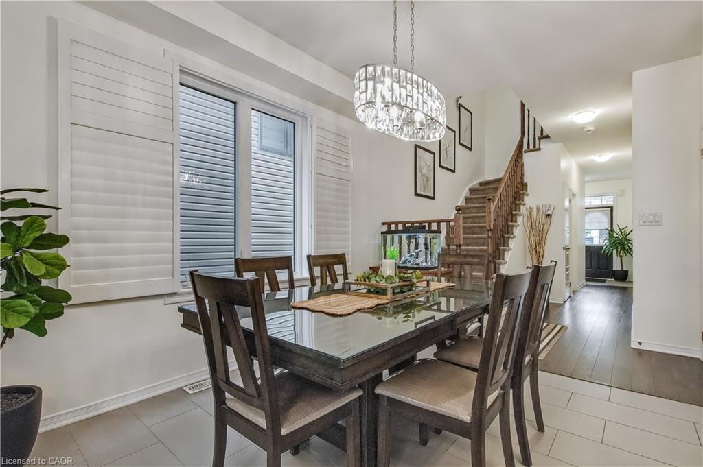 46 Kelso Drive, Caledonia, ON - Indoor Photo Showing Dining Room