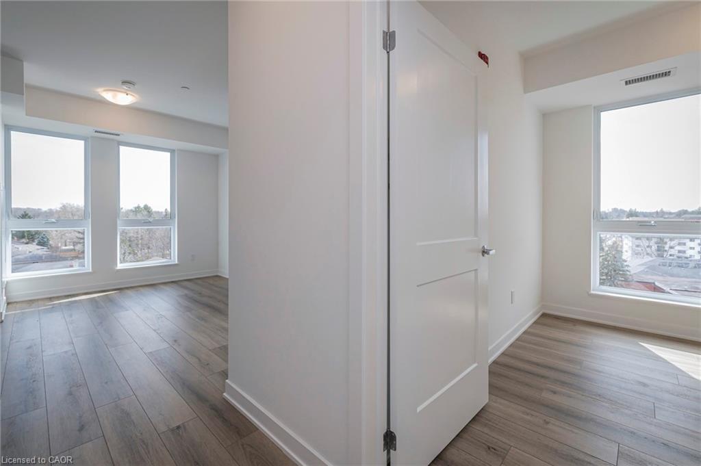 616-312 Erb Street W, Waterloo, ON - Indoor Photo Showing Other Room