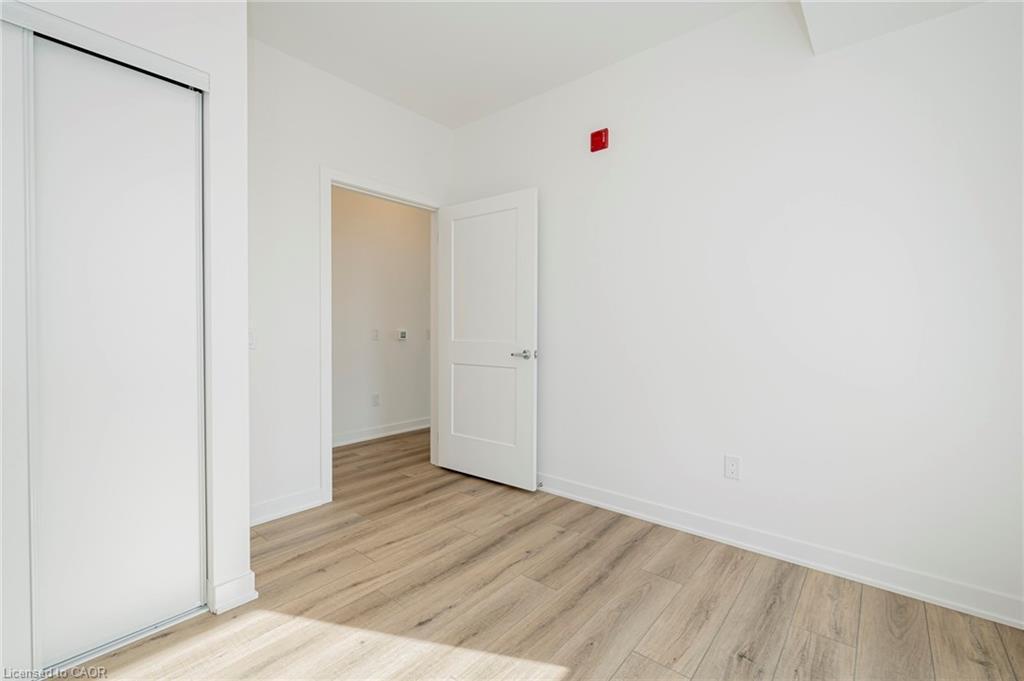 616-312 Erb Street W, Waterloo, ON - Indoor Photo Showing Other Room