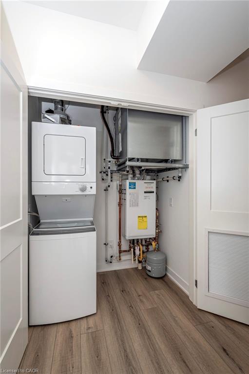 616-312 Erb Street W, Waterloo, ON - Indoor Photo Showing Laundry Room