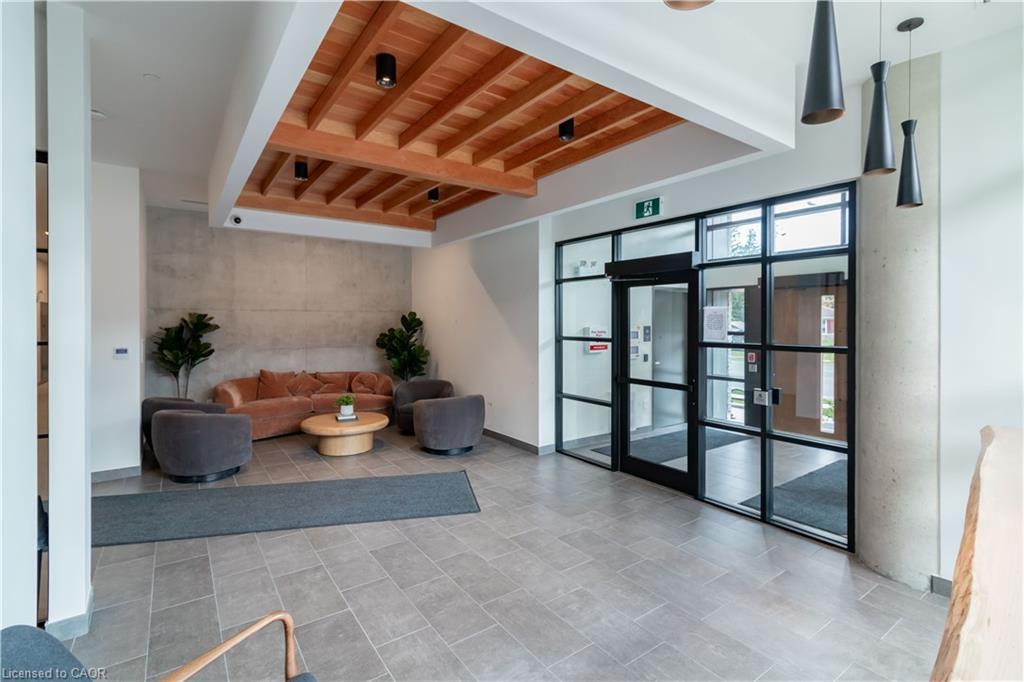 616-312 Erb Street W, Waterloo, ON - Indoor Photo Showing Other Room