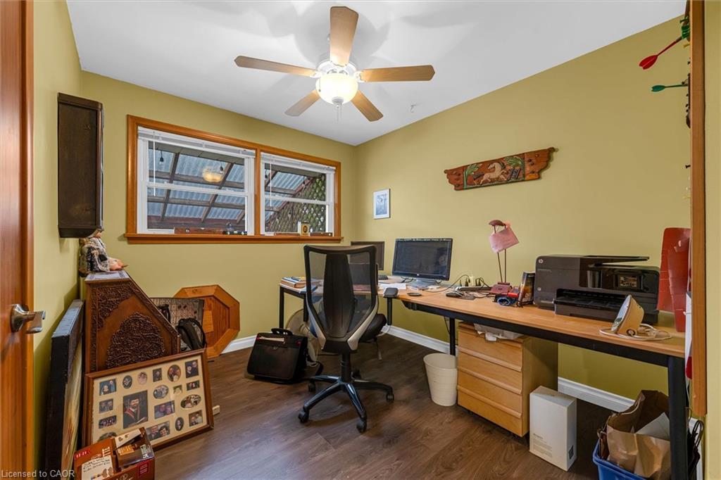 5073 Charles Street, Beamsville, ON - Indoor Photo Showing Office