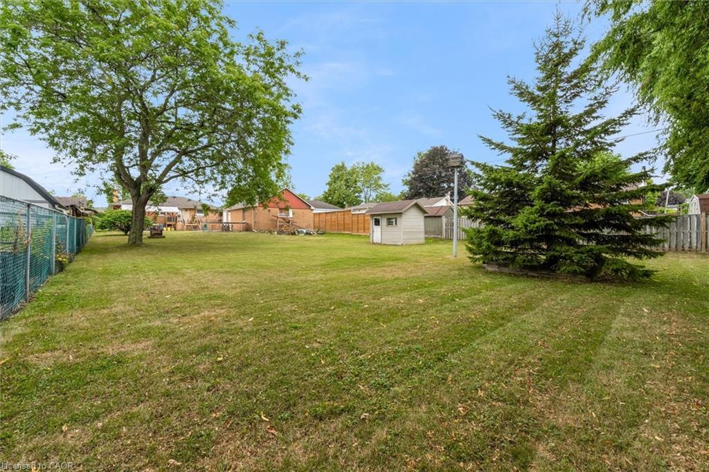 5073 Charles Street, Beamsville, ON - Outdoor