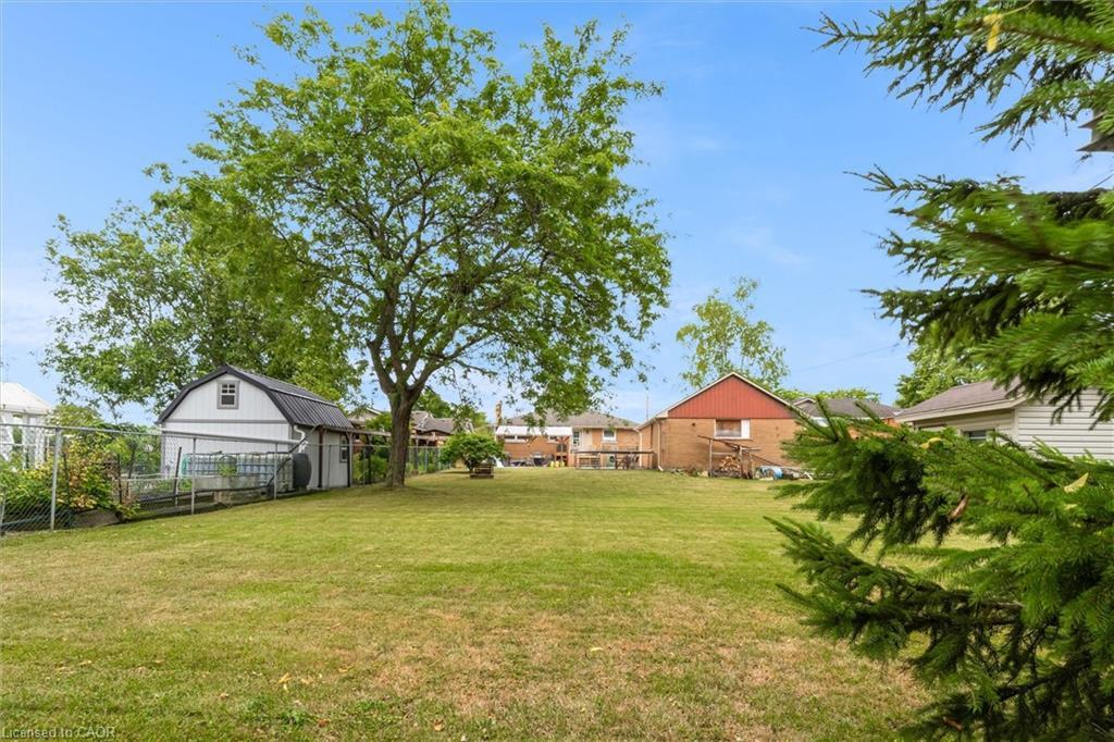 5073 Charles Street, Beamsville, ON - Outdoor